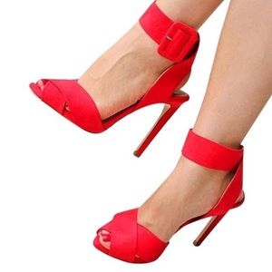 Ankle strap Zara heels